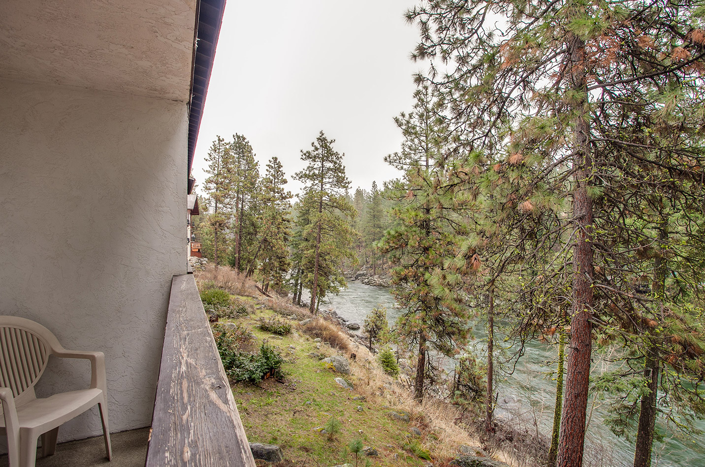 Photo Gallery ALPINE RIVERS INN Leavenworth, WA